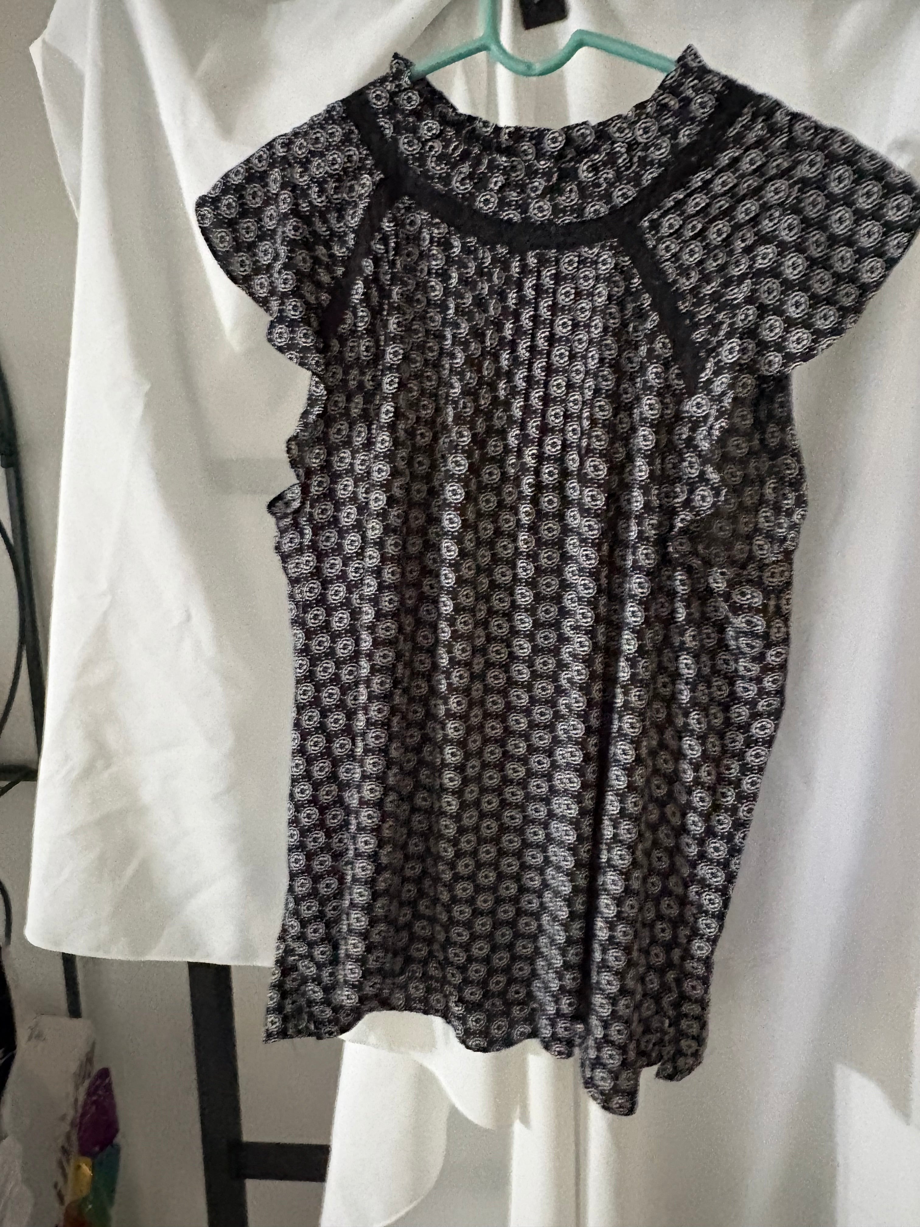 LOFT Black & White Medallion Print Flutter Sleeve Blouse